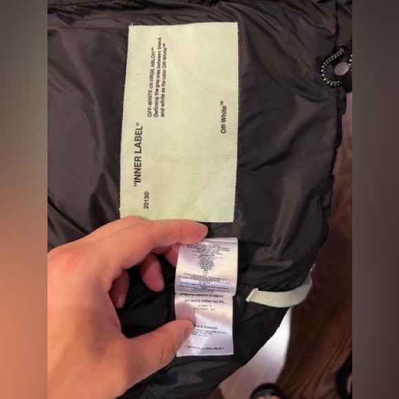 Off white down jacket size Xs - Picture 5 of 6